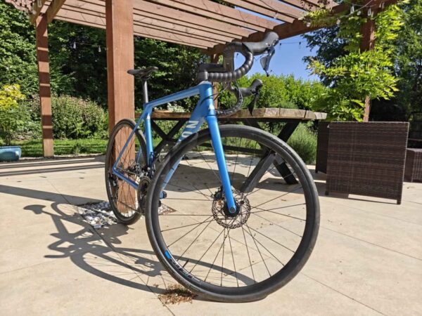 Canyon - Ultimate CF 54cm Road Bike