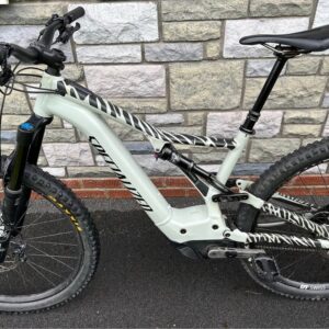 Specialized - Levo